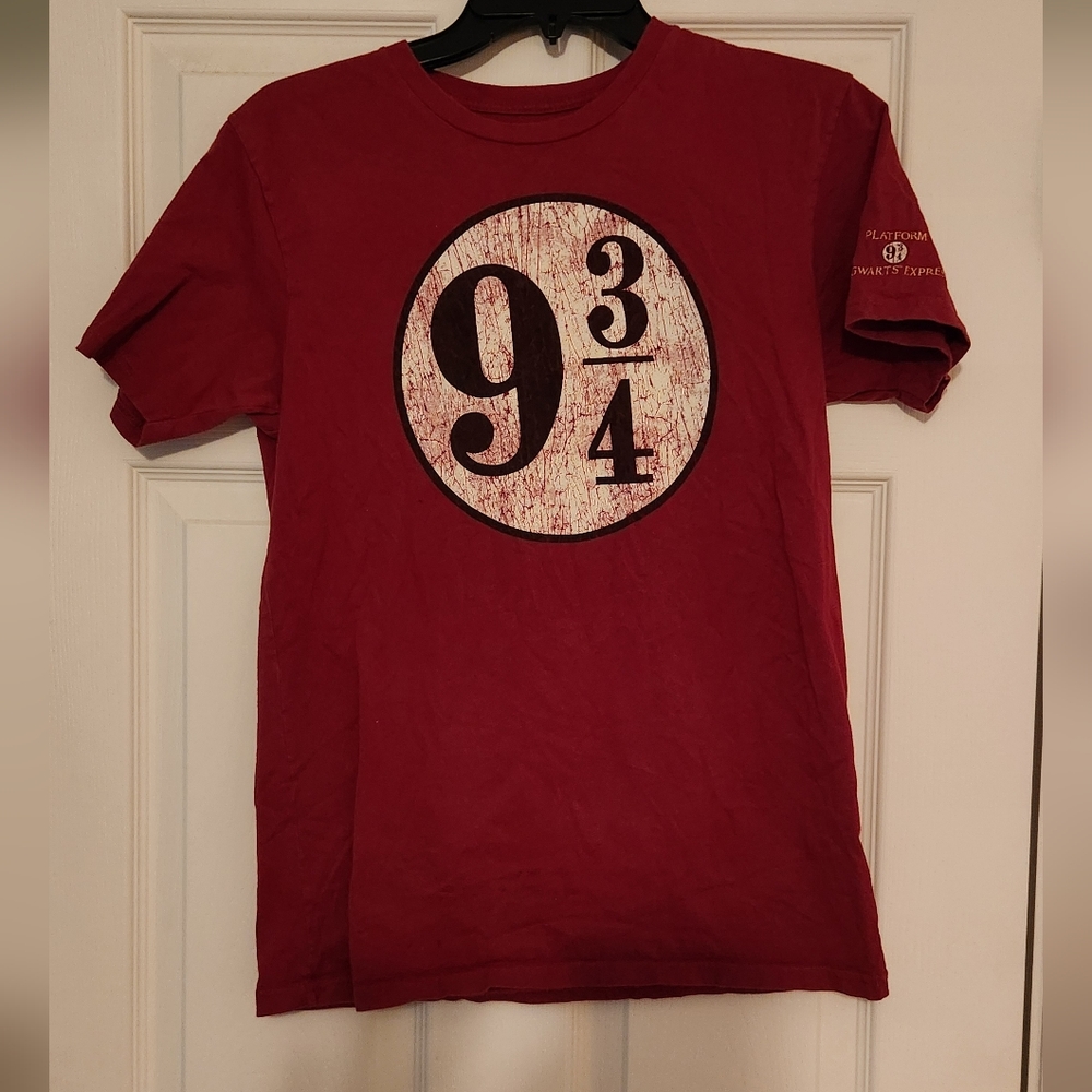 Wizarding World of Harry Potter Universal Studios Platform 9 3/4 Size LARGE
